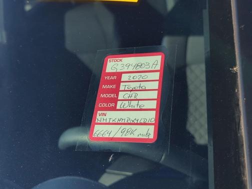 2020 Toyota C-HR XLE