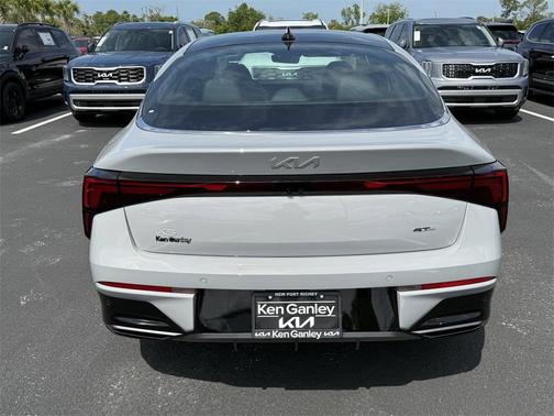 2025 Kia K5 GT-Line