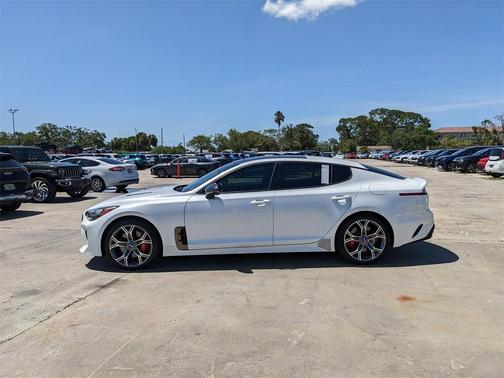 2020 Kia Stinger GT1