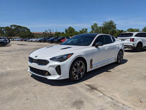 2020 Kia Stinger GT1