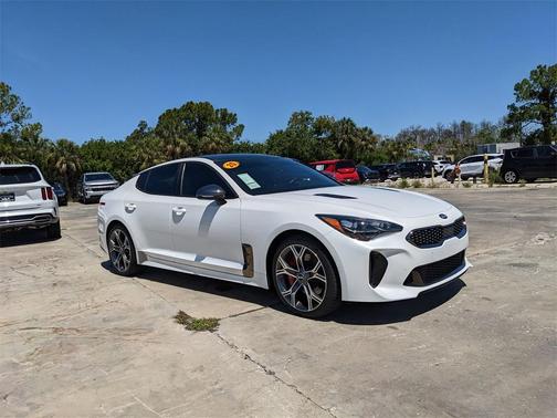 2020 Kia Stinger GT1