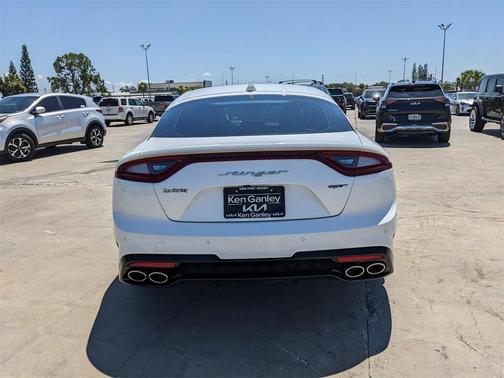 2020 Kia Stinger GT1