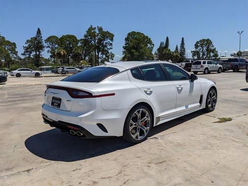2020 Kia Stinger GT1