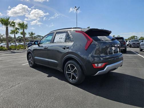 2025 Kia Niro EX