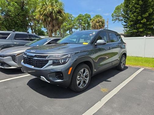 Gravity Gray 2024 Kia Seltos S