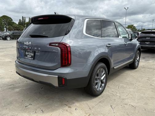 2025 Kia Telluride LX