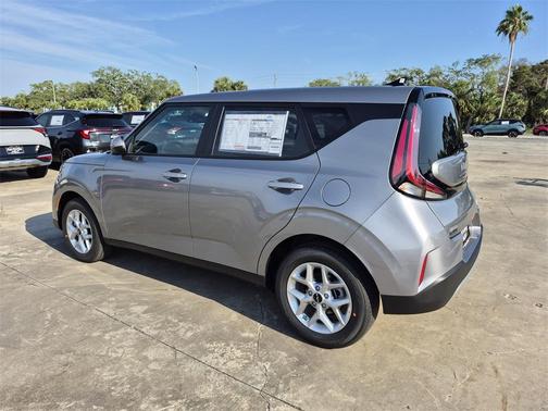 2025 Kia Soul LX