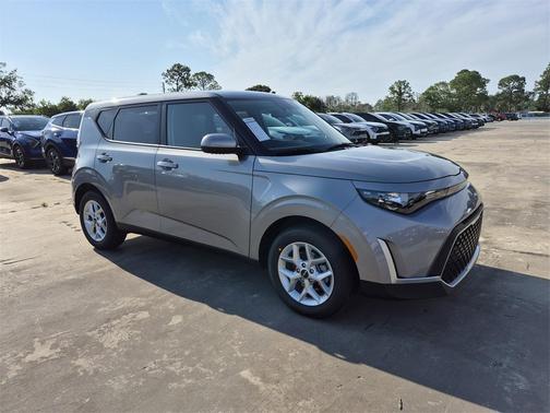 2025 Kia Soul LX