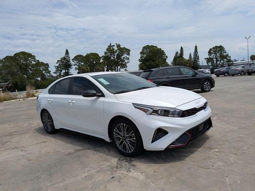 Snow White Pearl 2023 Kia Forte GT-Line