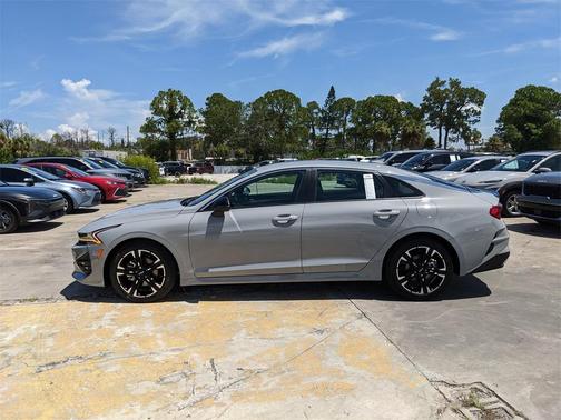 2023 Kia K5 GT-Line