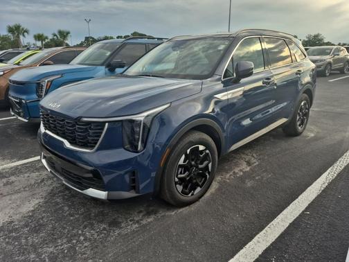 2024 Kia Sorento S