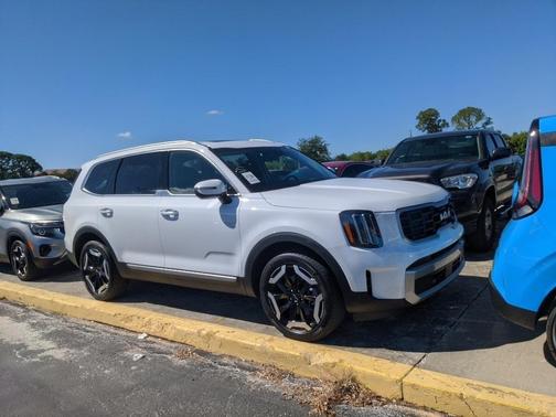 2025 Kia Telluride S