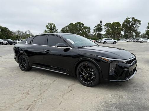 2025 Kia K4 GT-Line Turbo