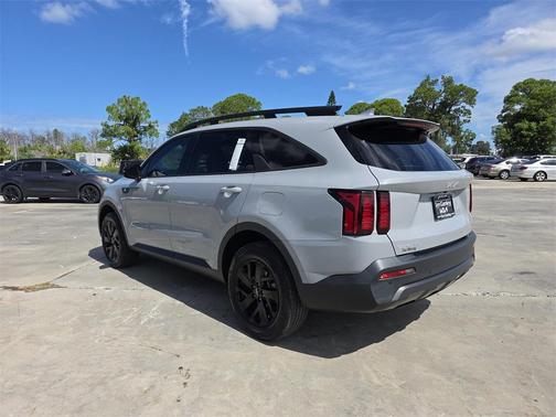 2023 Kia Sorento X-Line S