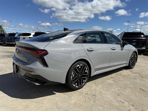 2026 Kia K5 GT