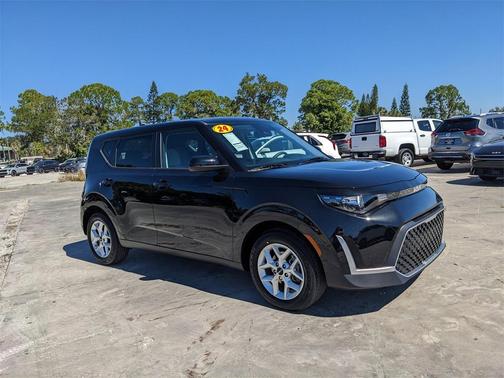 2024 Kia Soul LX