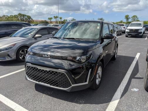 2024 Kia Soul LX