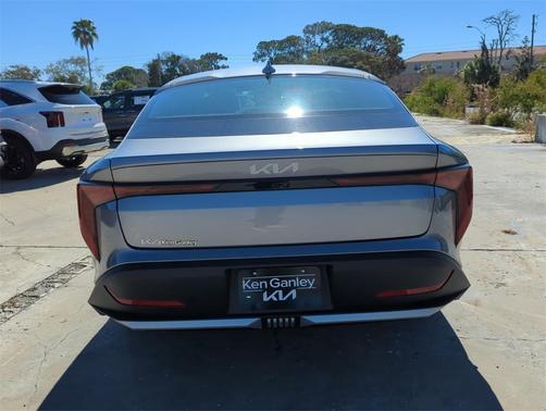 2026 Kia K4 