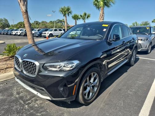 2024 BMW X4 xDrive30i