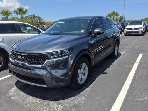2023 Kia Sorento LX