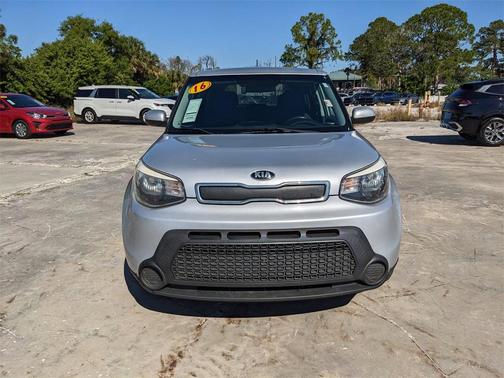 2016 Kia Soul Base