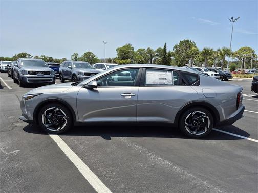 2025 Kia K4 EX