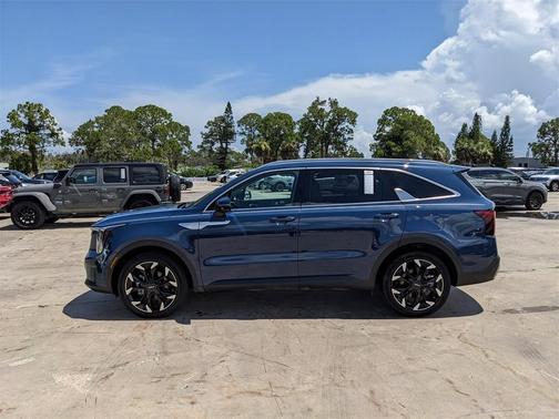 2024 Kia Sorento SX