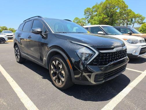 Ebony Black 2023 Kia Sportage X-Line