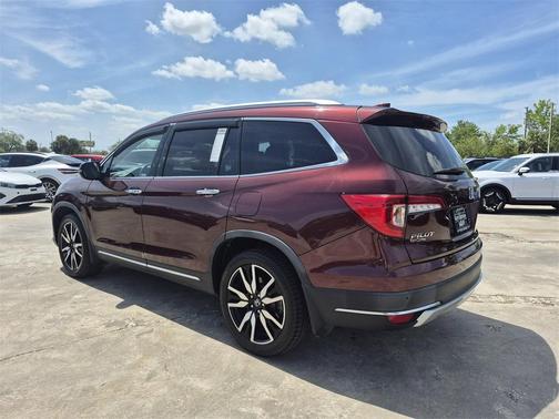 2019 Honda Pilot Touring 8-Passenger