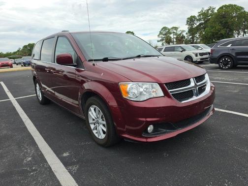 Octane Red Pearlcoat 2018 Dodge Grand Caravan SXT