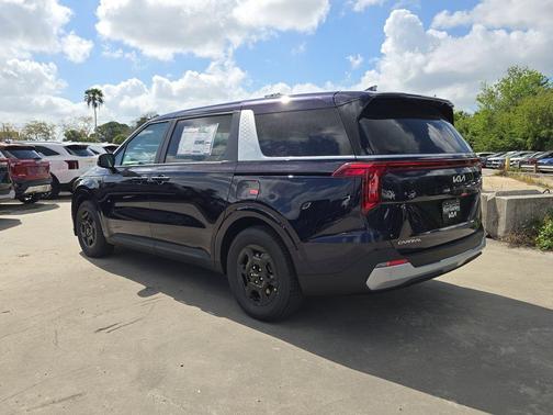2026 Kia Carnival LX