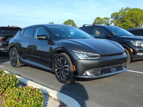 2022 Kia EV6 Wind