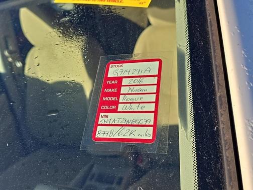 2016 Nissan Rogue SV