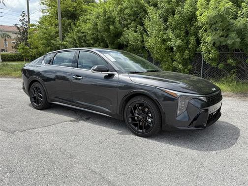 2025 Kia K4 GT-Line Turbo