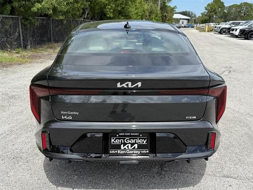 2025 Kia K4 GT-Line Turbo