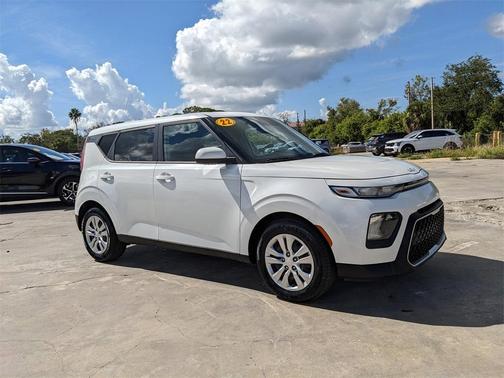 2022 Kia Soul LX