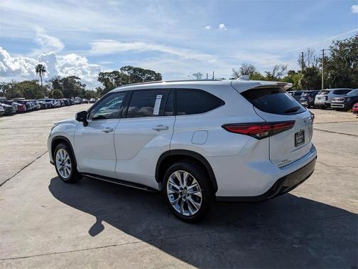 2023 Toyota Highlander Limited
