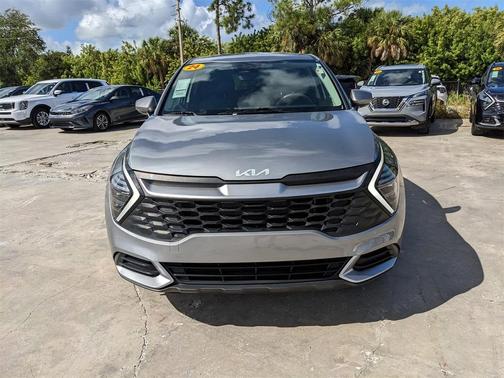 2024 Kia Sportage LX