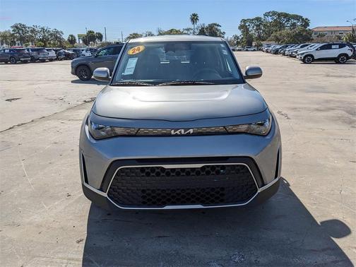 2024 Kia Soul LX