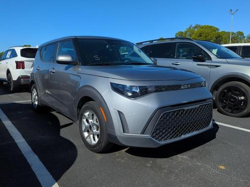 2024 Kia Soul LX