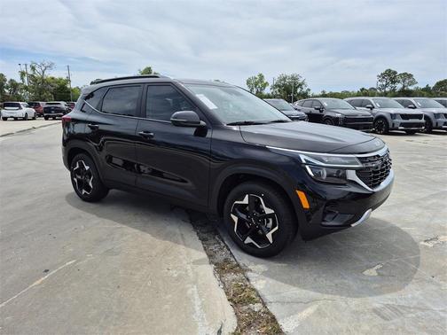 2025 Kia Seltos S