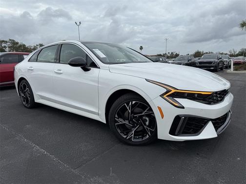 2025 Kia K5 GT-Line