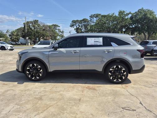 2025 Kia Sorento EX