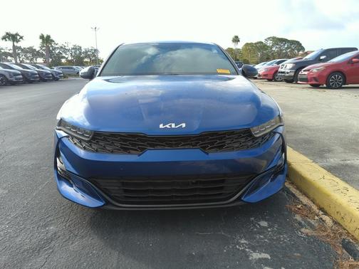 2024 Kia K5 GT-Line