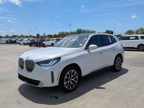 White Metallic 2025 BMW X3 30 xDrive