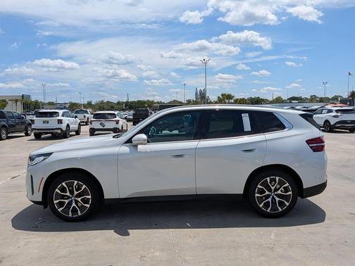 White Metallic 2025 BMW X3 30 xDrive