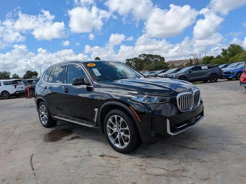 Black Sapphire Metallic 2024 BMW X5 sDrive40i