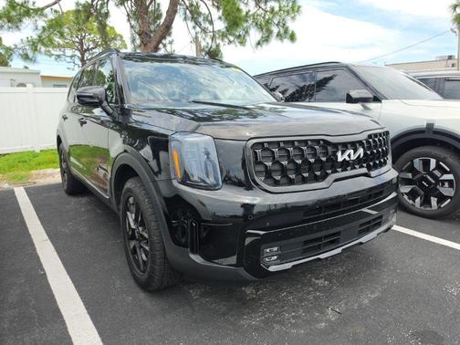 Ebony Black 2024 Kia Telluride SX-Prestige X-Pro