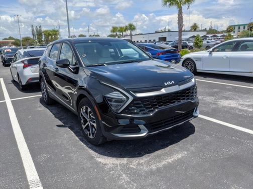 2024 Kia Sportage EX