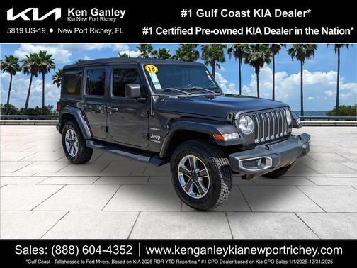 Granite Crystal Clearcoat Metallic 2018 Jeep Wrangler Unlimited Sahara